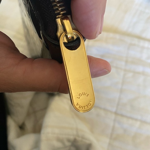 Louis Vuitton Zippy Amarante - Picture 2 of 8